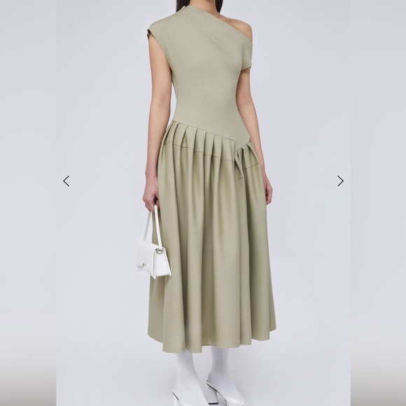 chatsbycdam - Butler Dress - Size M - Picture 2 of 2